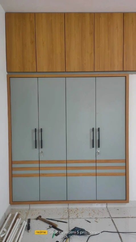 Custom Wardrobe Ahmedabad